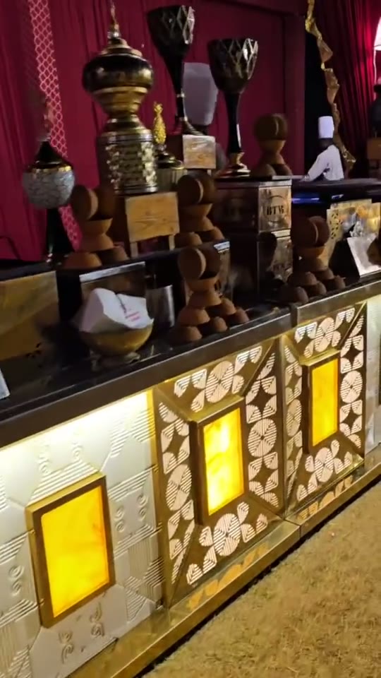 Palace Buffet Setups